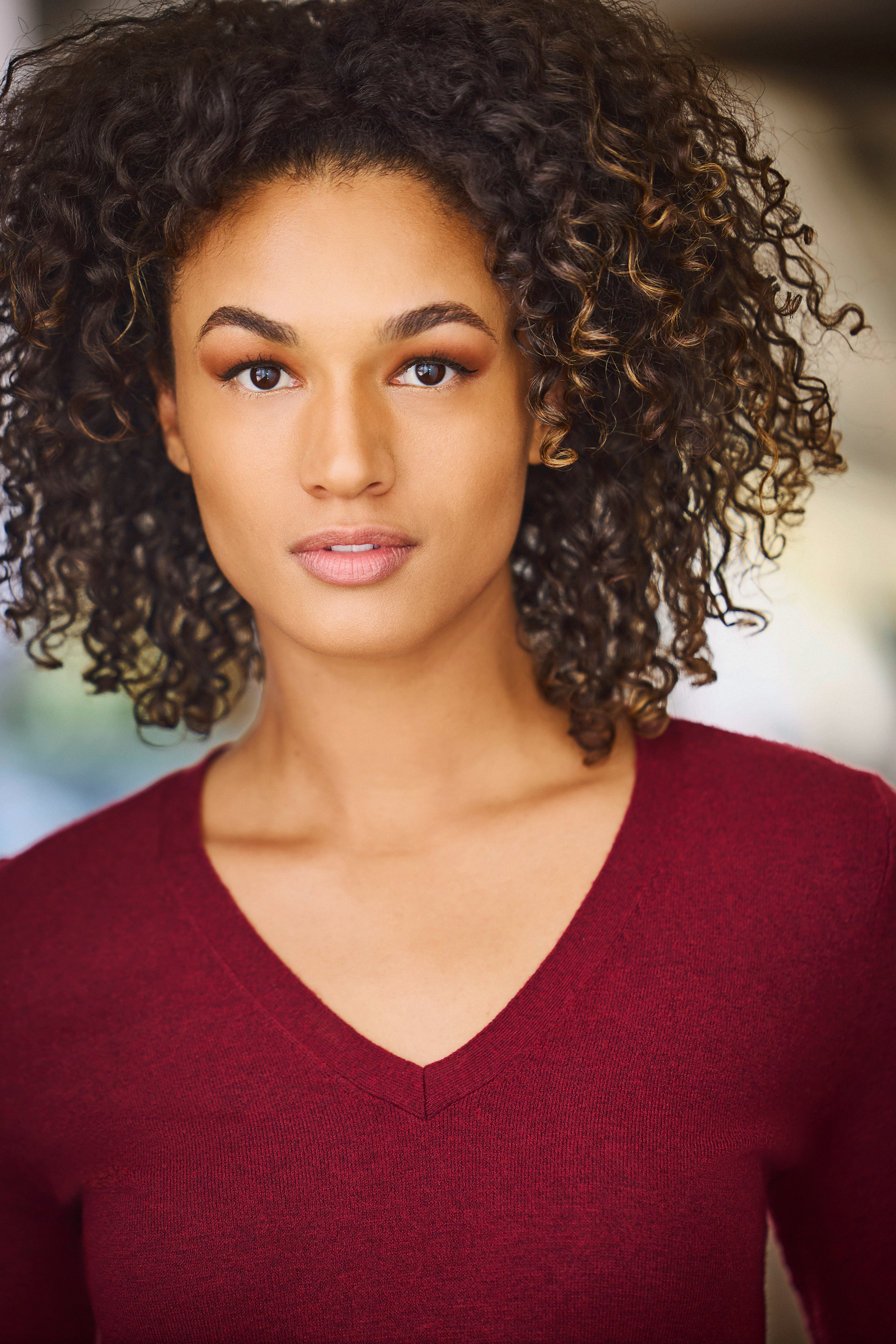 Jazmine Rogers – Headshot 1