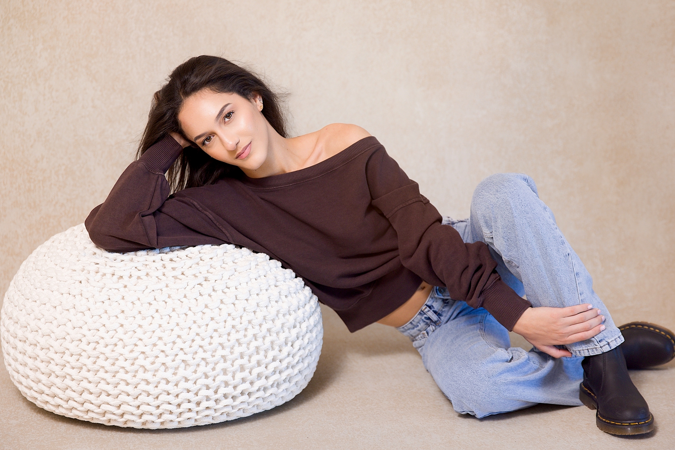 model portfolio photoshoot at Inside The Style Studio with fashion photographer, monica hahn.